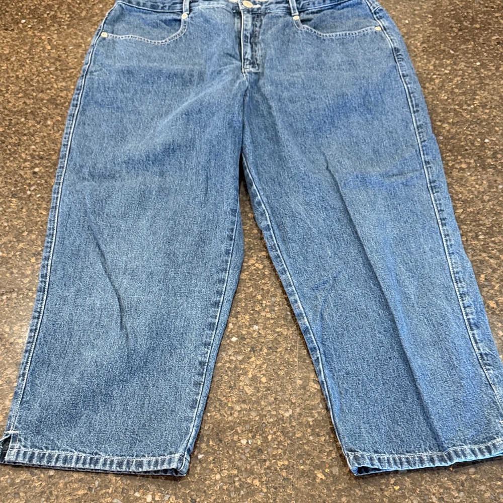 Classic Straight-Leg Cropped Blue Denim Jeans